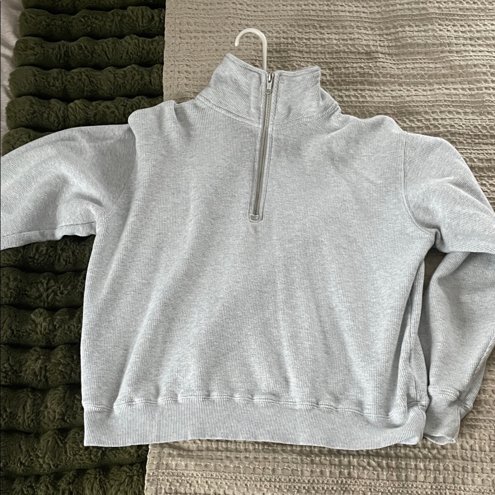 Brandy Melville Light Gray Waffle Knit Zip-Up